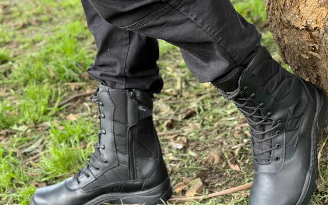 Descubre los 5 trabajos donde más se necesitan las botas tacticas y por qué son indispensables