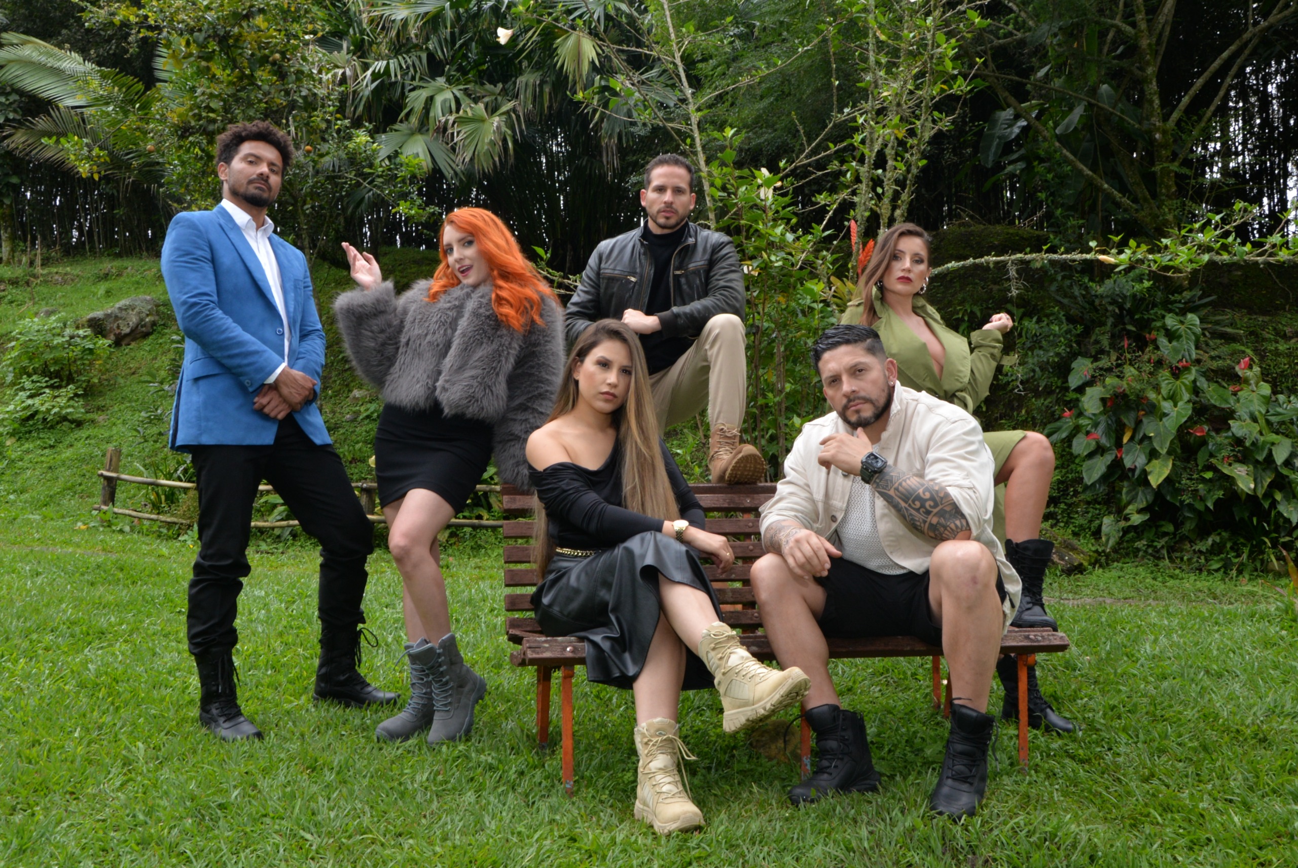 ¡DESCUBRE! Cómo usar botas tácticas con moda y estilo sin perder tu identidad